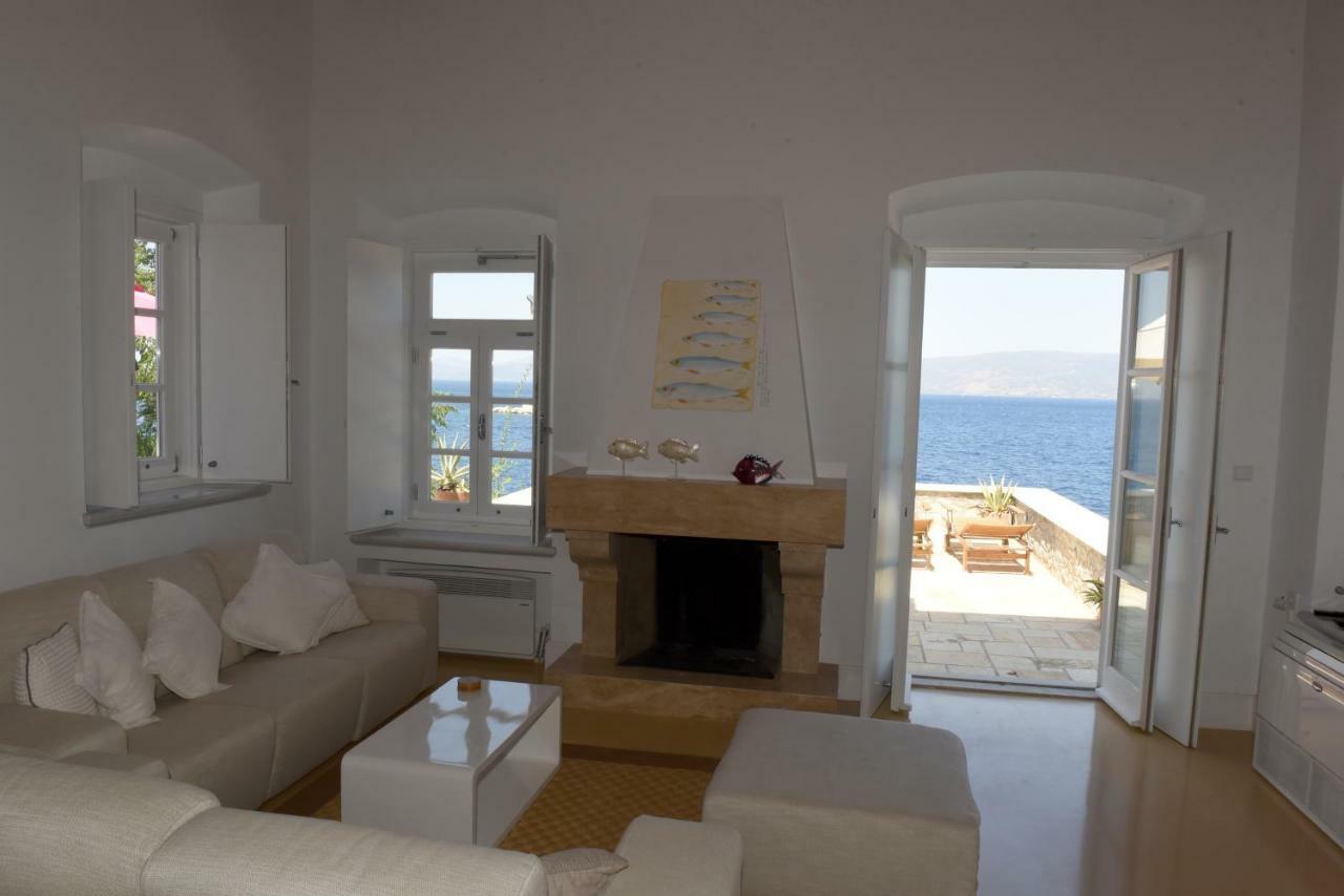 Hydra Kamini Beach Thea Kültér fotó